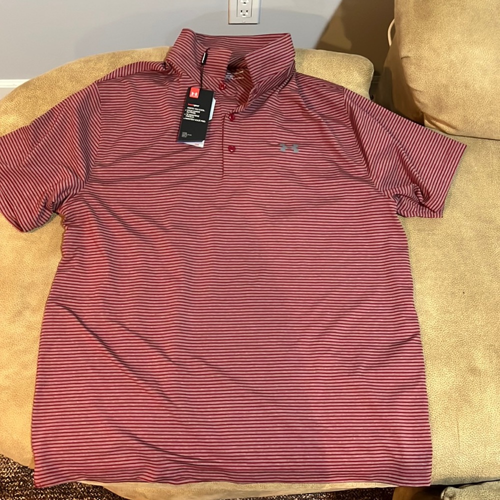 Men’s under armor golf shirt